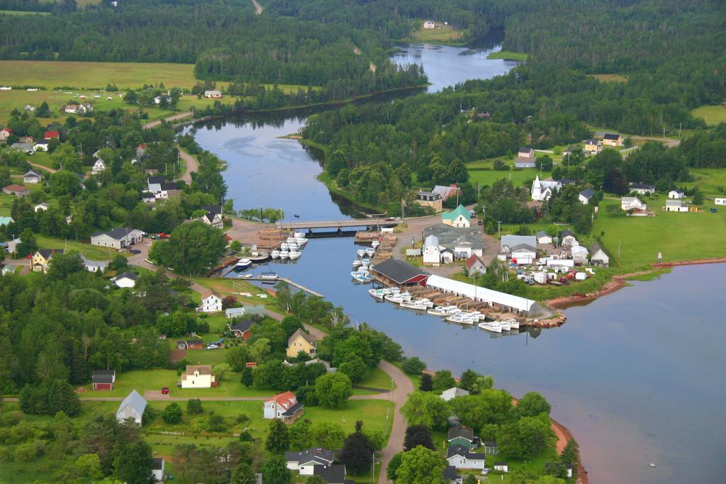 Forest & Lake Pei Bed & Breakfast Murray Harbour Екстериор снимка