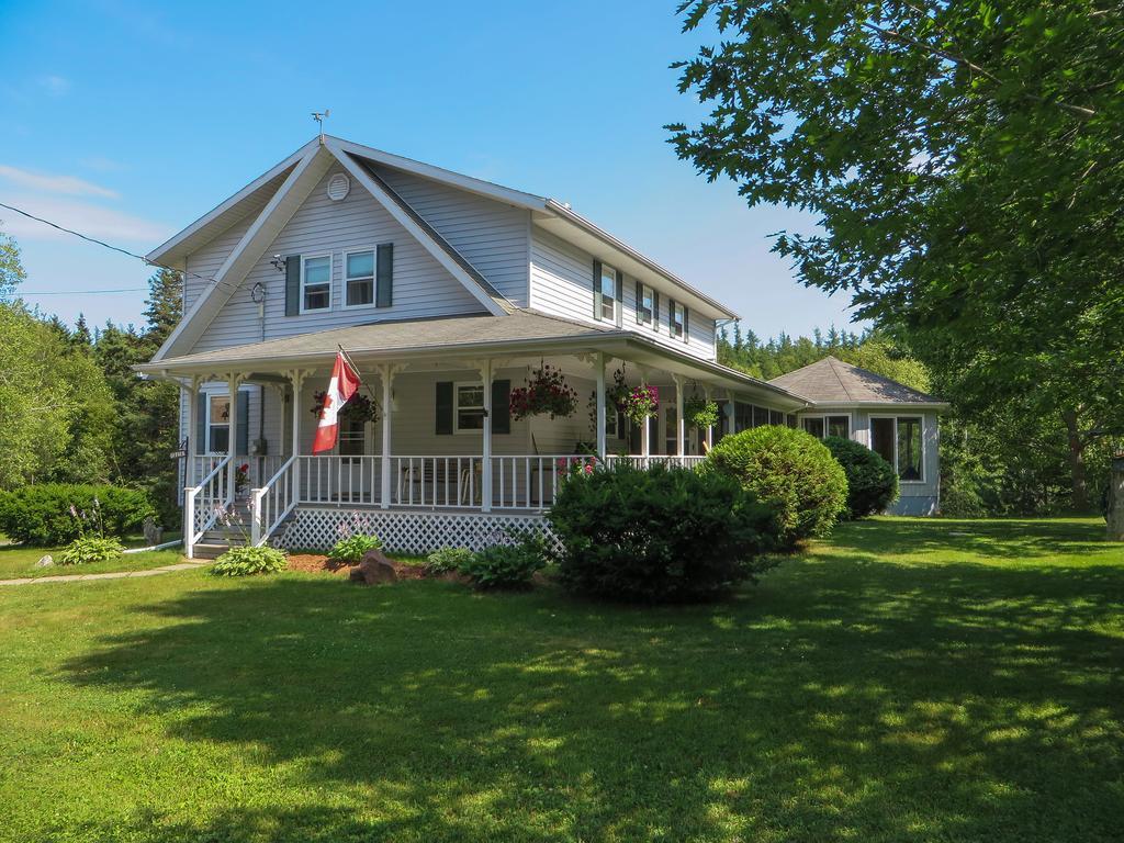 Forest & Lake Pei Bed & Breakfast Murray Harbour Екстериор снимка